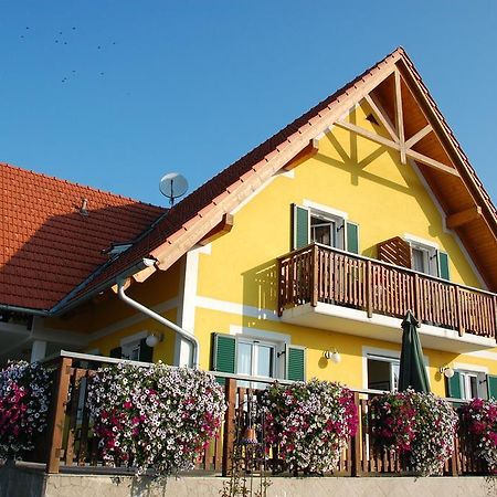 Weingut-Gaestehaus Birnstingl Gamlitz Δωμάτιο φωτογραφία